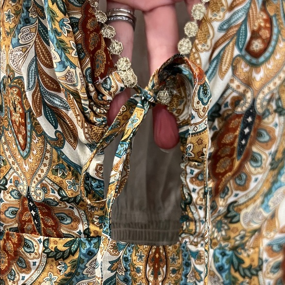 Women's Paisley Puff-Sleeve V-Neck Maxi Dress - Olive/Tan - Picture 5 of 15